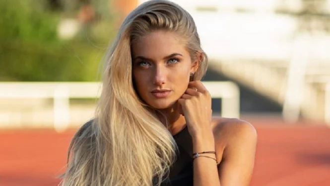 Pictures of the most attractive female athlete in the world went viral. Whether it's her bikini or her blue eyes, one glance is enough to break the heart. 7 Most attractive female athlete